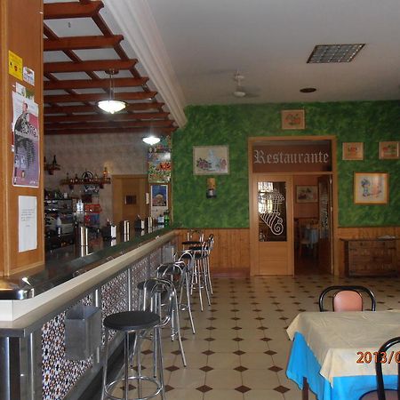 Hostal Restaurante Las Rejas Archidona Luaran gambar
